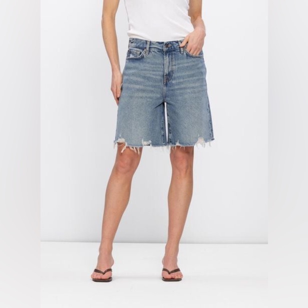 NWT 7 For All Mankind LOLA SHORTS Jean Jorts 24 Z-6